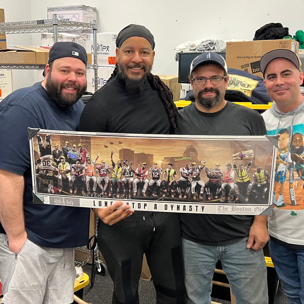 Lunch Atop A Dynasty Wall Print