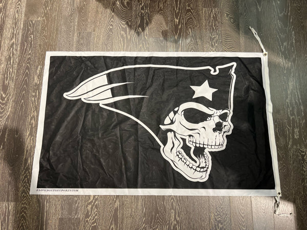 Flying Skull Flag