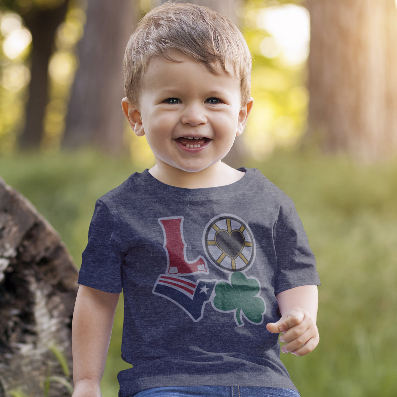 Love Boston: Kids T-Shirt